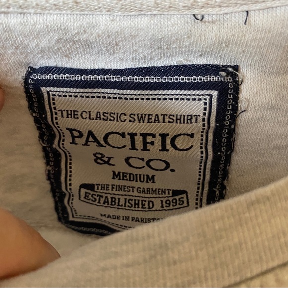 Pacific & Co Classic Sweatshirt Crewneck - Picture 3 of 5